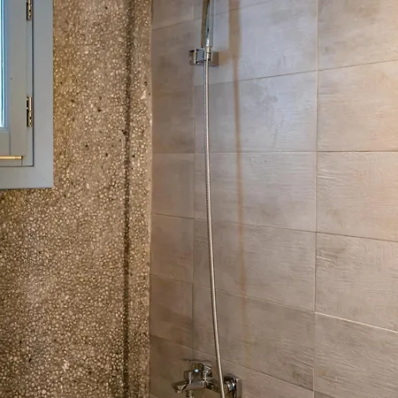 Apartment Yploui Kyra Panagia