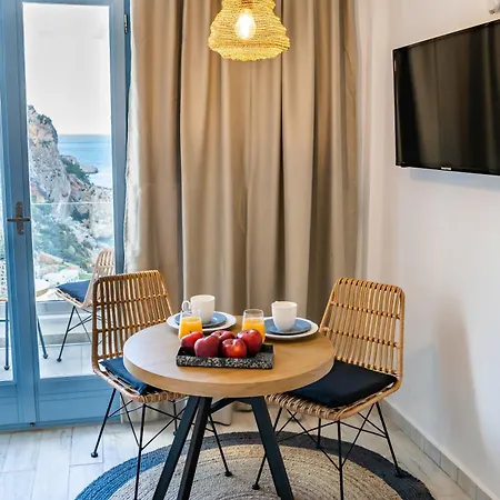 Yploui Apartment