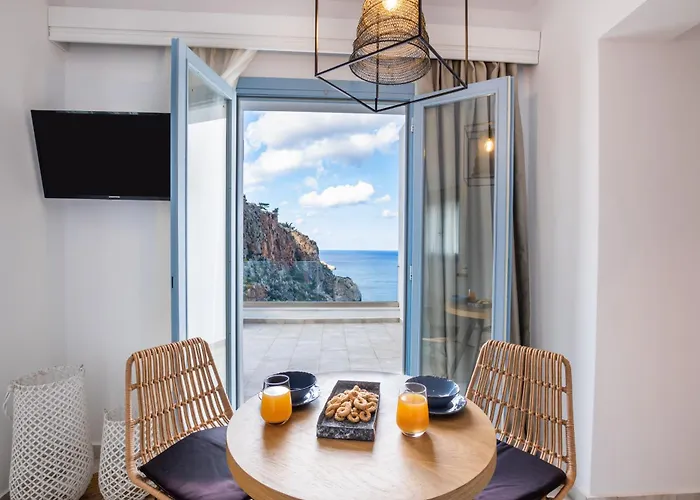 Yploui Daire Kyra Panagia